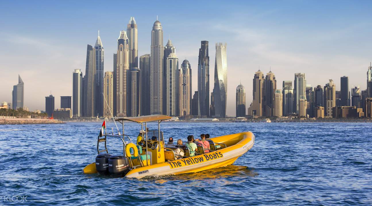 قایق سواری دبی مارینا |گشت با قایق در دبی | رزرو آنلاین قایق سواری دبی مارینا