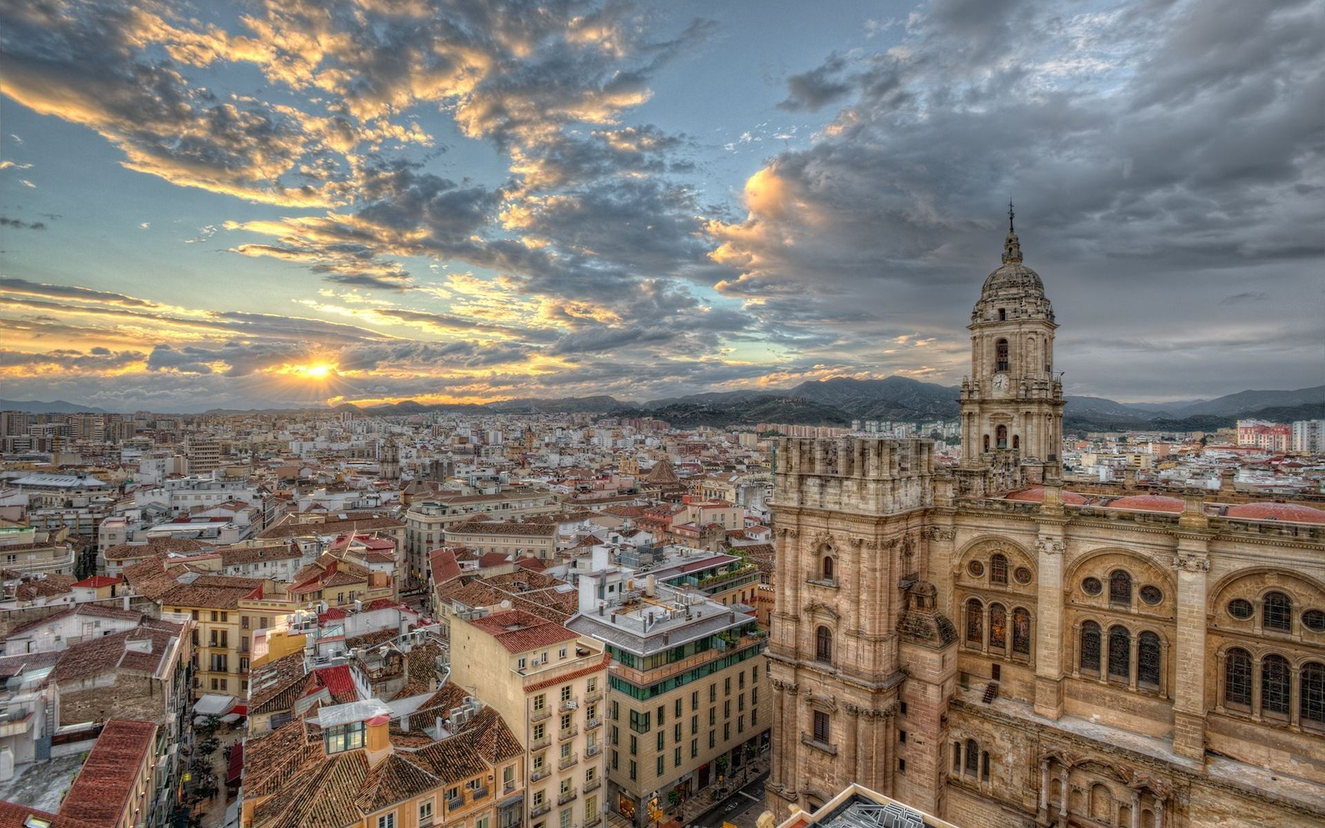 تور اسپانیا با پرواز مستقیم و اقامت 7 روزه در بهترین هتل های کشور اسپانیا