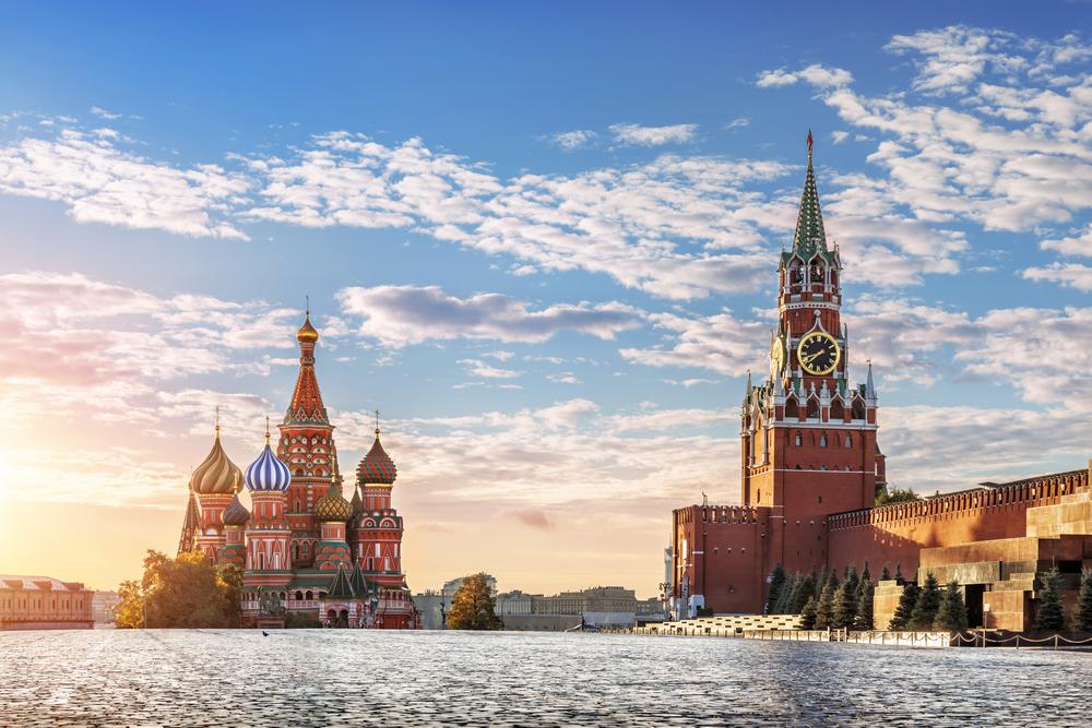 لیدر مسکو |رزرو آنلاین تور لیدر مسکو و مترجم مسکو و راهنمای محلی مسکو با کمترین قیمت