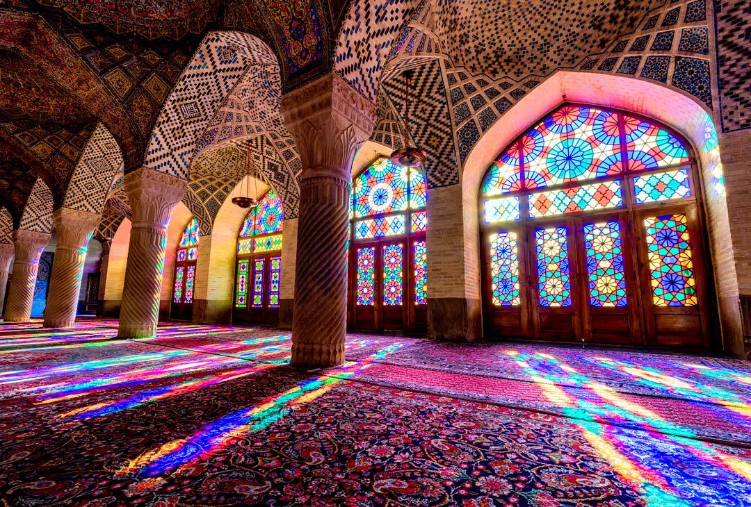 BOOK PRIVATE GUIDE IN SHIRAZ | PAY ON THE TOUR