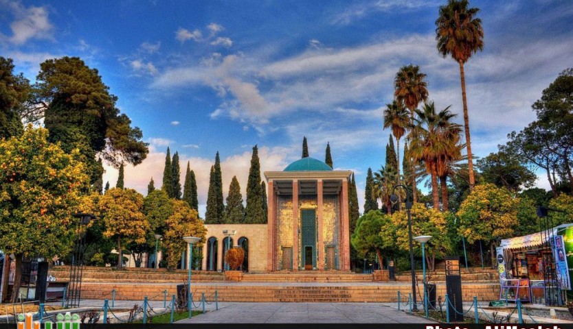 BOOK PRIVATE GUIDE IN SHIRAZ | PAY ON THE TOUR