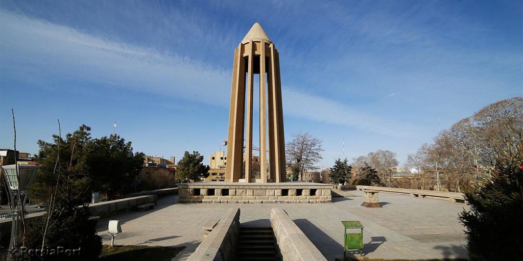 BOOK PRIVATE GUIDE IN HAMEDAN | PAY ON THE TOUR