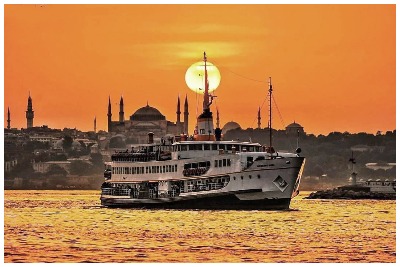 کشتی آرش اسالنبول | رزرو آنلاین تور کشتی آرش استانبول همراه با شام و جشن